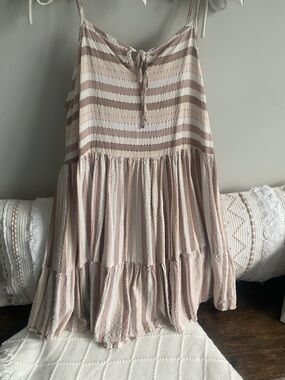 Anthropologie Self Contrast Athena Tiered Babydoll Dress in Blush 🐚🪶